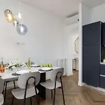 New! Colosseum Holidays - Prestige Three Bedrooms * Řím