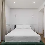 New! Colosseum Holidays - Prestige Three Bedrooms * Řím