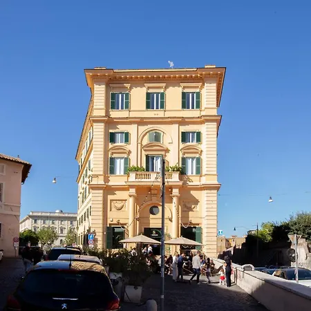 New! Colosseum Holidays - Prestige Three Bedrooms