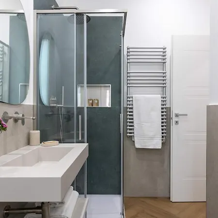 New! Colosseum Holidays - Prestige Three Bedrooms Lägenhet Rom