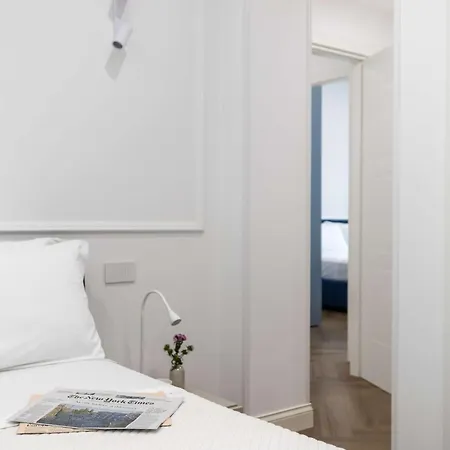 New! Colosseum Holidays - Prestige Three Bedrooms Lägenhet *