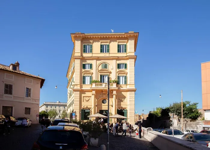 New! Colosseum Holidays - Prestige Three Bedrooms