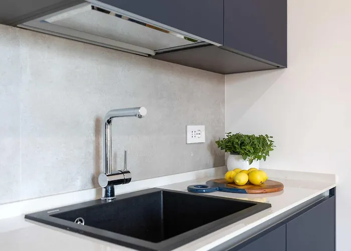 New! Colosseum Holidays - Prestige Three Bedrooms * רומא