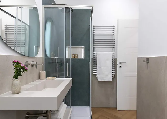 New! Colosseum Holidays - Prestige Three Bedrooms דירה רומא