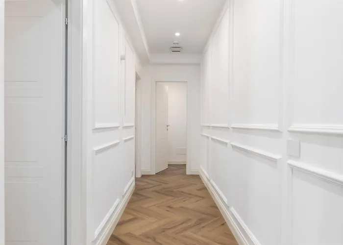 New! Colosseum Holidays - Prestige Three Bedrooms דירה *