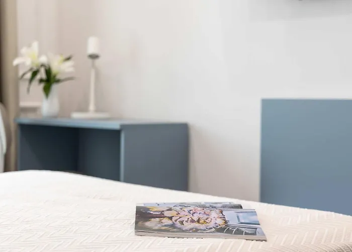 New! Colosseum Holidays - Prestige Three Bedrooms *