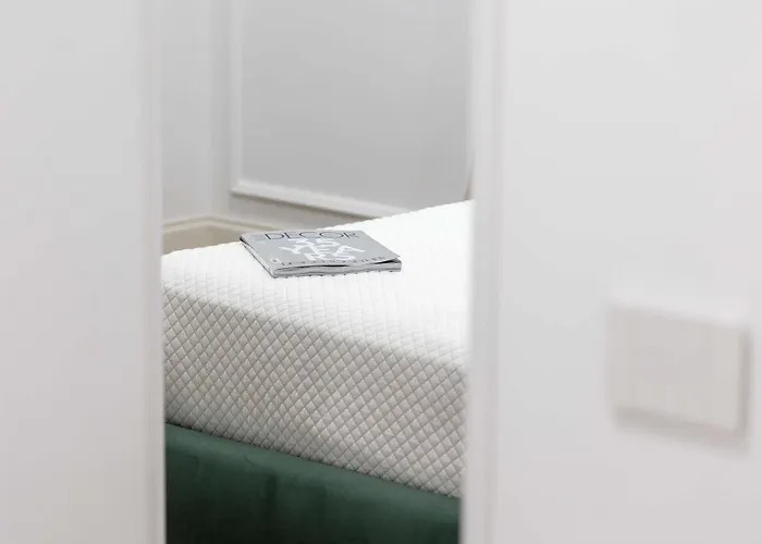 New! Colosseum Holidays - Prestige Three Bedrooms דירה רומא