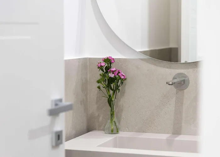 New! Colosseum Holidays - Prestige Three Bedrooms דירה