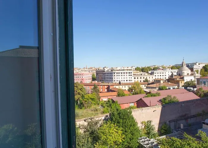 New! Colosseum Holidays - Prestige Three Bedrooms