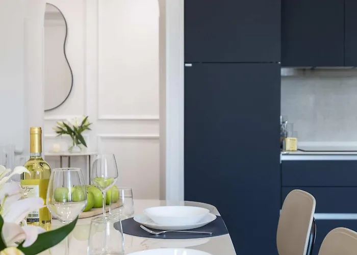 New! Colosseum Holidays - Prestige Three Bedrooms * רומא